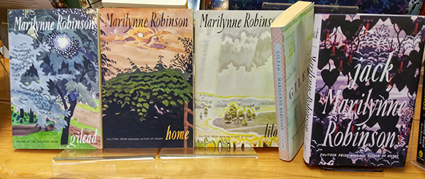 covers of each book in the Gliad series